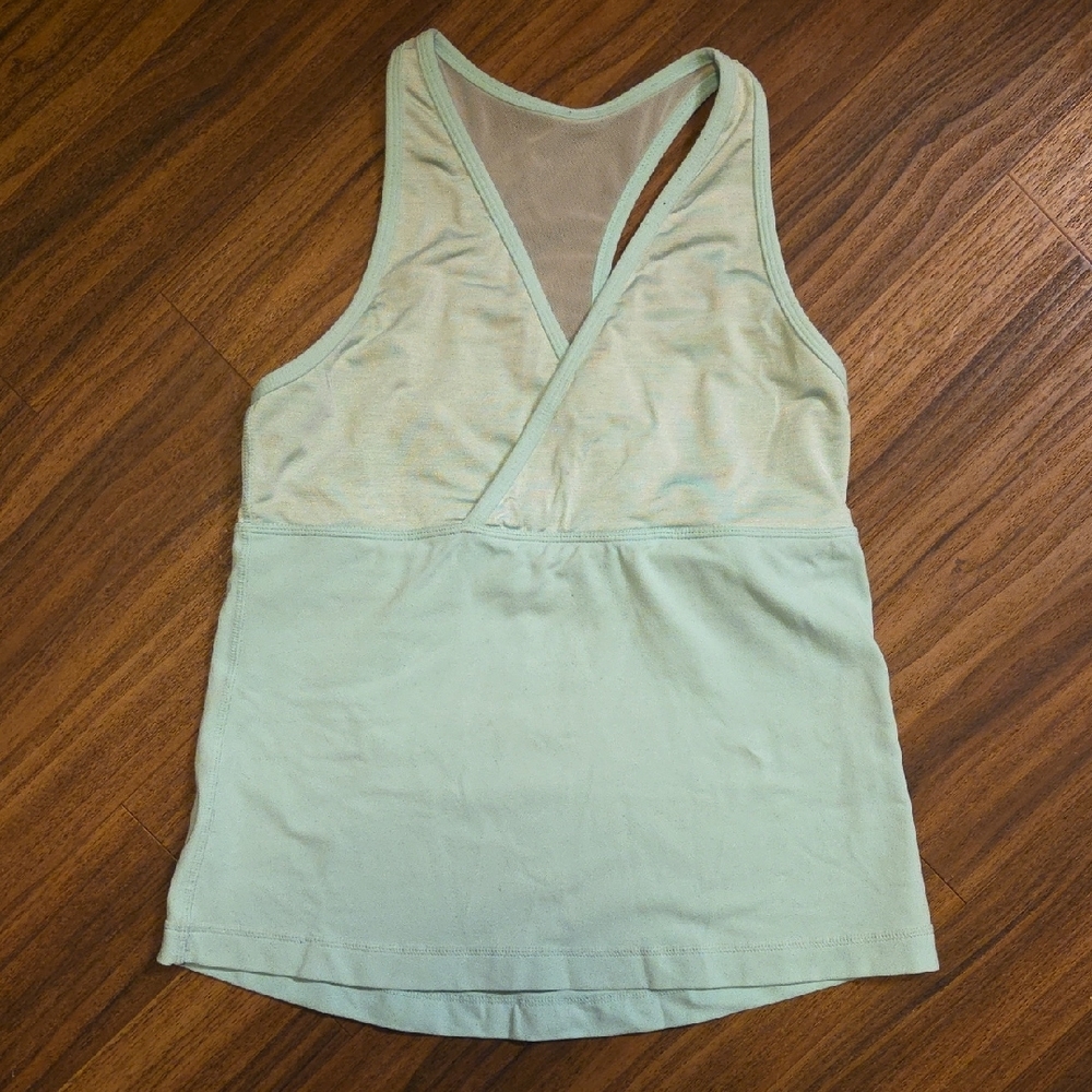 Lululemon Deep V-neck Mesh Racerback Tank Top Mint Green Size 6